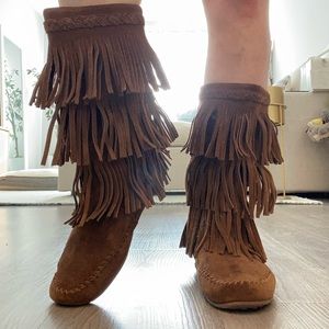 Minnetonka fringe boots